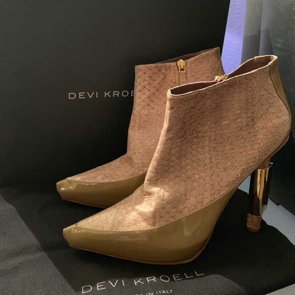 DEVI KROELL ANKLE BOOTS - Picture 1 of 8